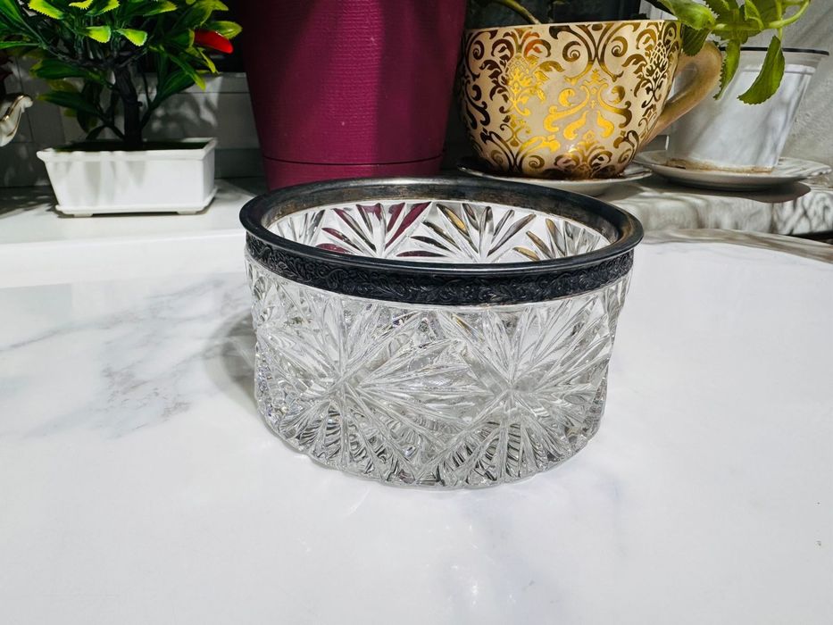 Продам посуду хрусталь,времен Ссср.