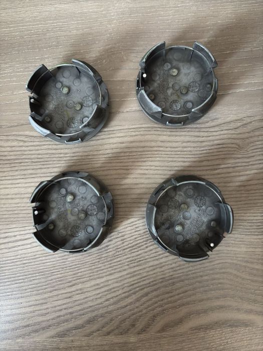 Оригинални капачки за джанти за Лексус