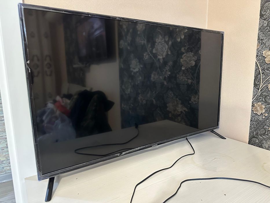 Продам телевизор