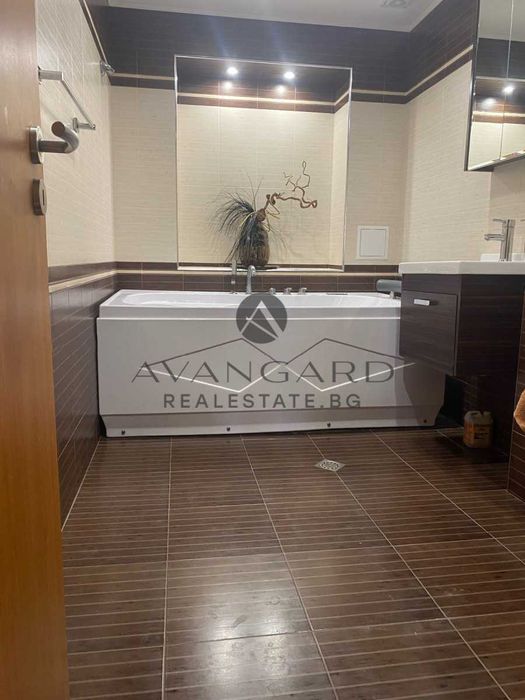 Продава се Мезонет в Пловдив, Остромила - 200 кв.м за 2500 €/кв.м - Снимка #4