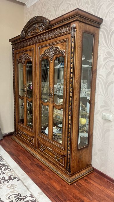 Мебель гостинная продается