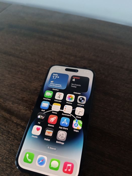 iPhone 14 pro 128gb black