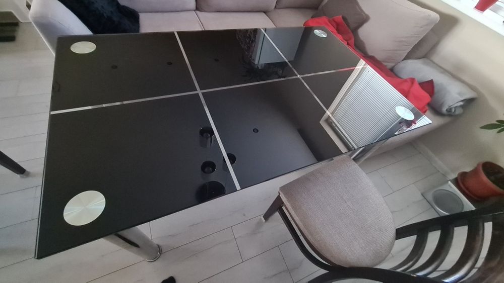 Стъклена Кухненска маса