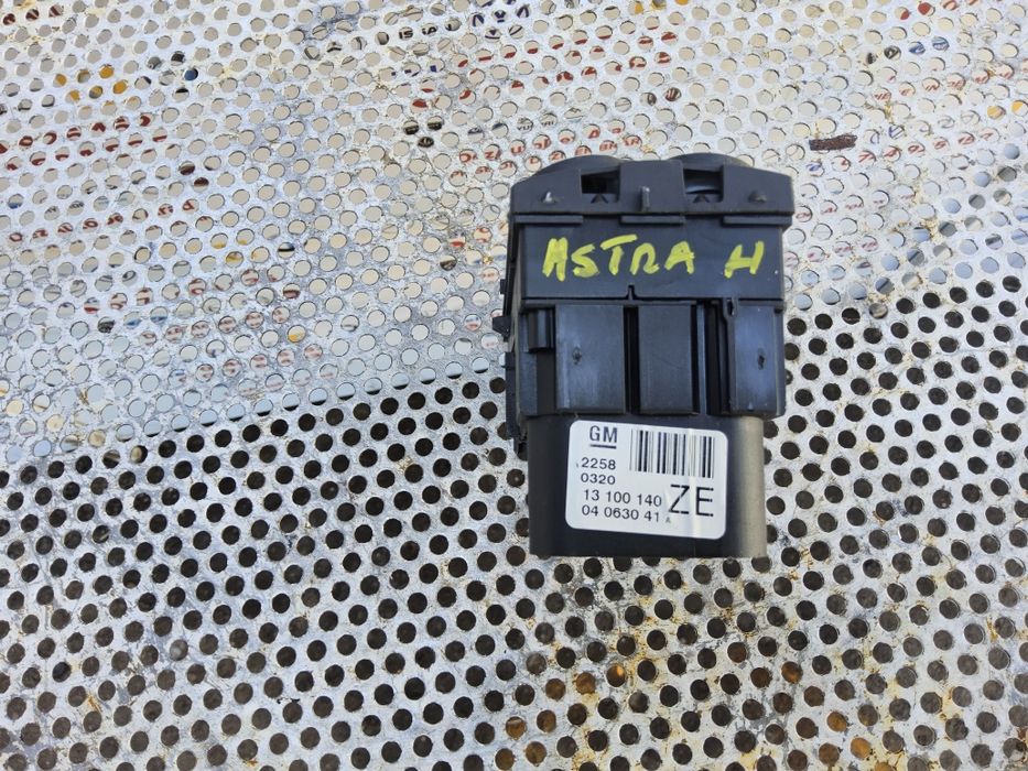 Bloc lumini Opel Astra H Zafira B cod 13100140