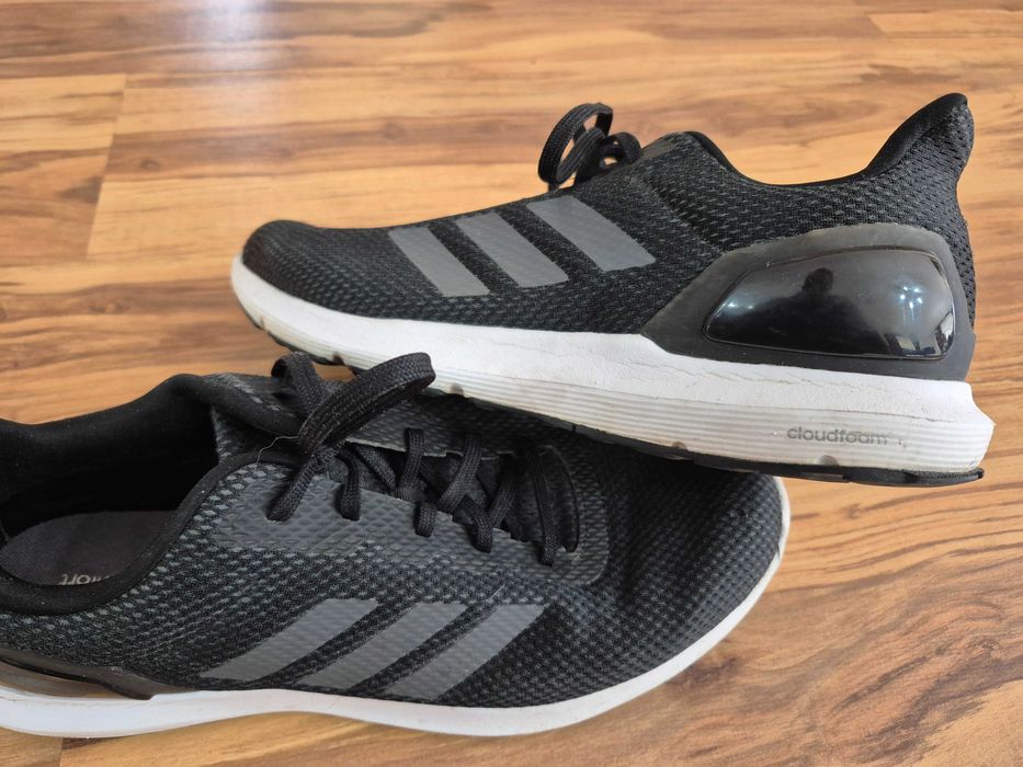 Adidasi marimea 46-5lei transportul