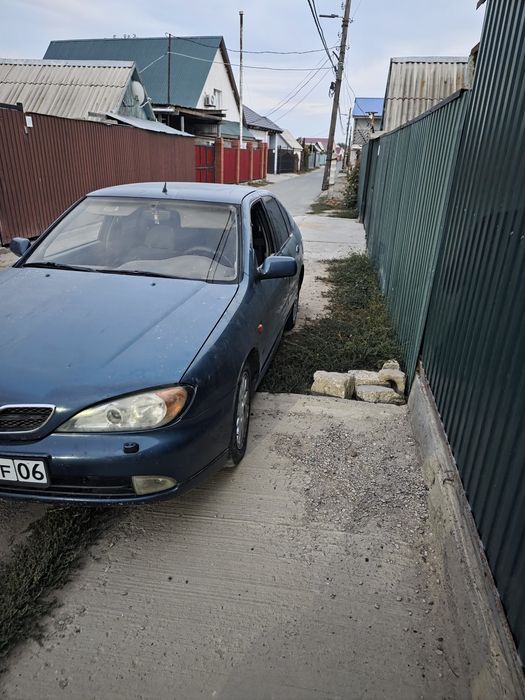 Nissan Primera 2001