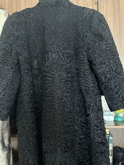 Шуба из натурального каракуля