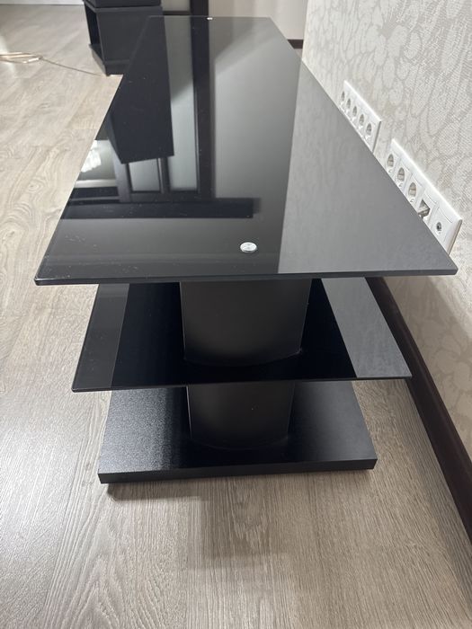 Тумба под телевизор