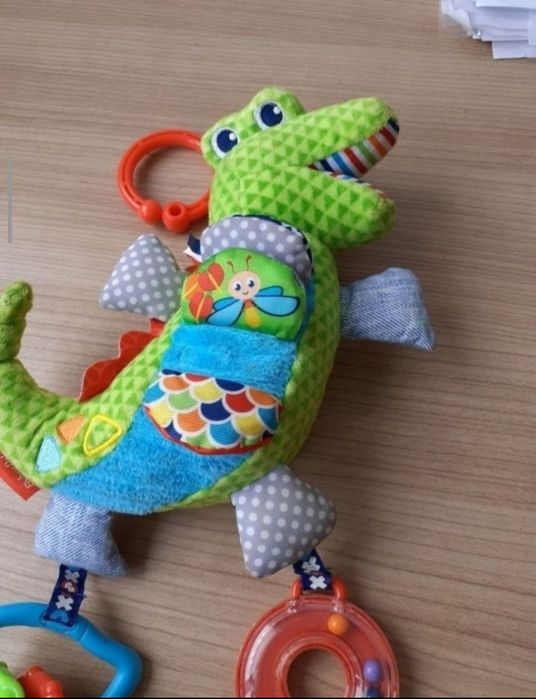 Jucarie bebe plus crocodil fisher price ca nou joc copil