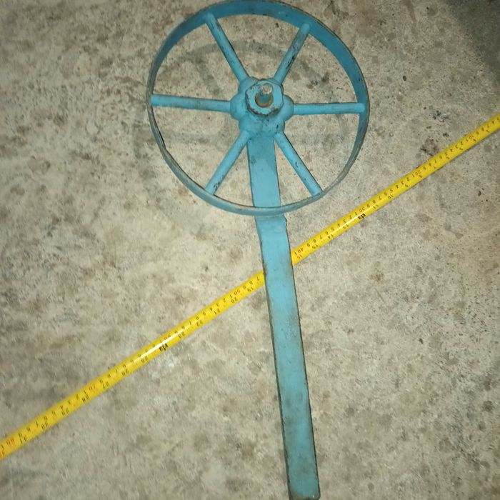 метално водещо колело