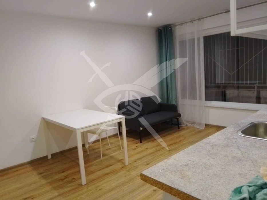 Дава се под наем Двустаен апартамент в Варна, Трошево - 55 кв.м за 425 € - Снимка #2