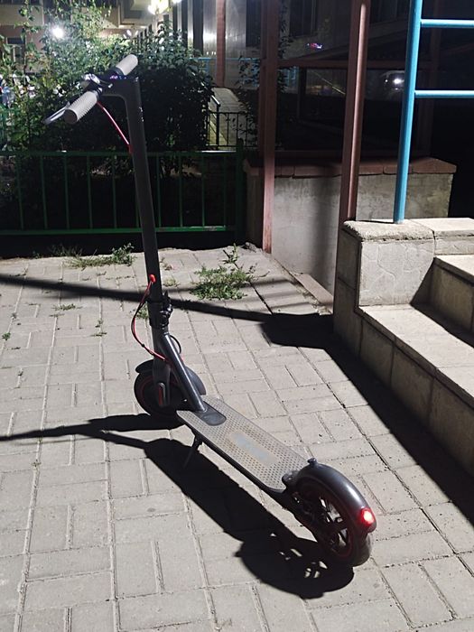 Продам электросамокат