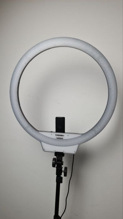 Lampă circulară LED Yongnuo YN608 RGB / Ring Light profesional și Baghetă LED RGB