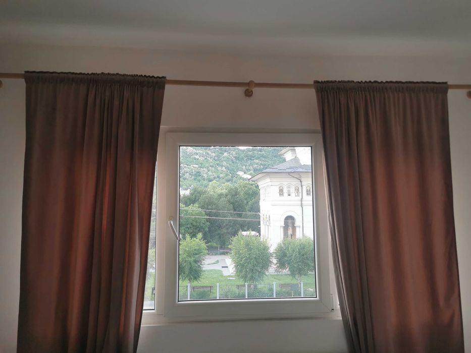Draperii roz catifea 140x300