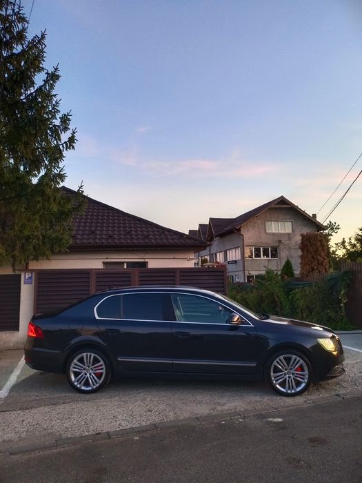 Skoda Superb 2015 DSG 2.0 Tdi 170 Cp