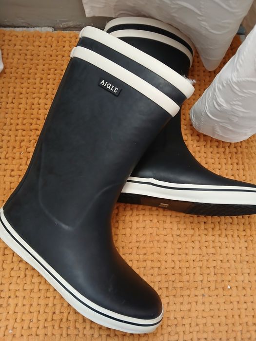 Нови зимни гумени ботуши 36