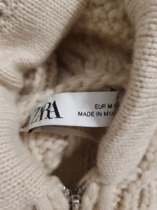 Pulover NOU frumos și călduros