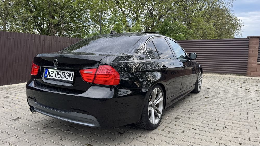 Bmw E90 318d•Automat•Trapa•M Paket •2011