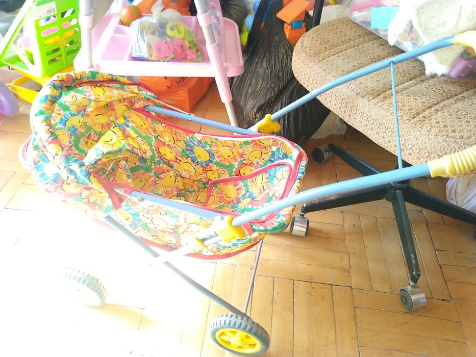 Детская коляска игрушка