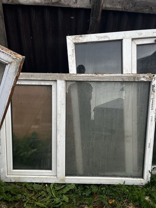 Шкаф, боллер и пластиковые окна