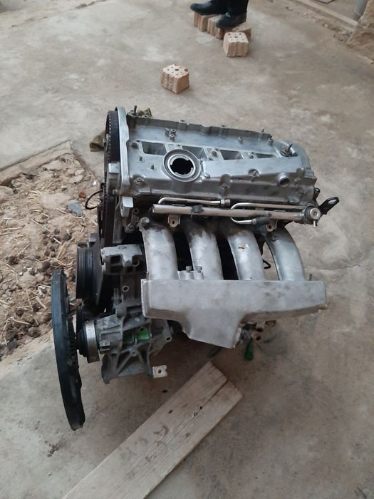 Двигатель на пассат Б 5 1.8 куб