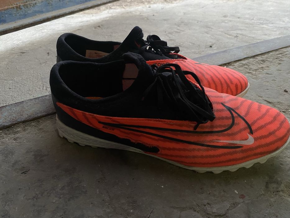 Сороконожки Nike Phantom Gx