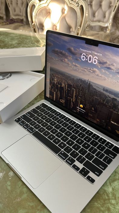 Apple MacBook Air M2 13.6” (2022) 8GB