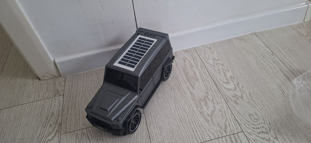 Masinuta boxa portabila