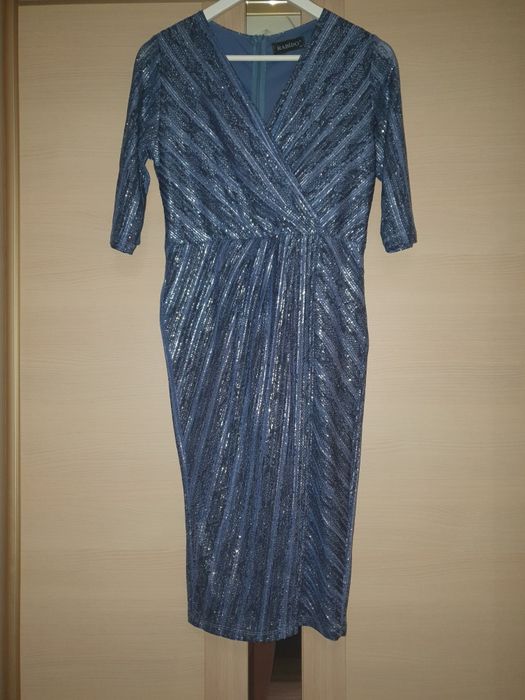 Rochie cu cordon in taleie