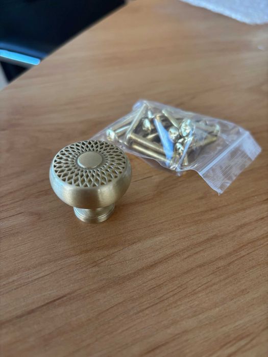 Мебелни дръжки - нови