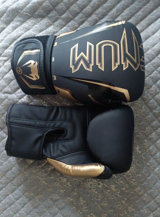 Перчатки боксерские