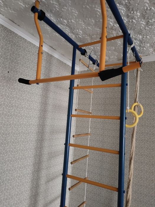 Продам шведскую стенку