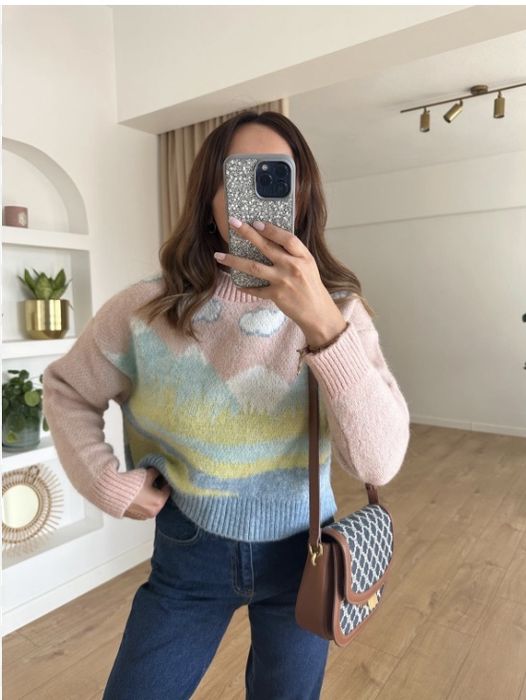 Пуловер с планини