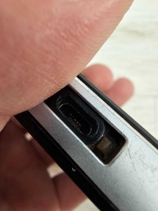 Cat S60 за части/ремонт