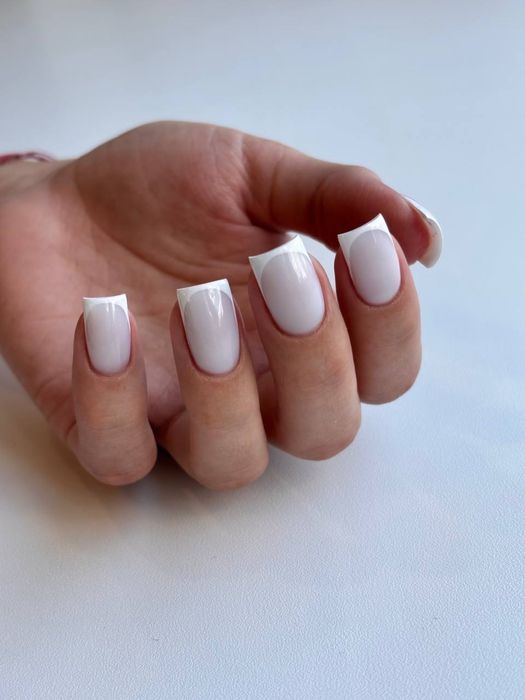 Маникюр-педикюр