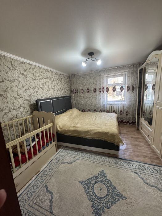 Үй сатылады 4 бөлмелі