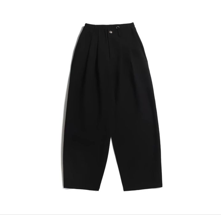 Прямые брюки.