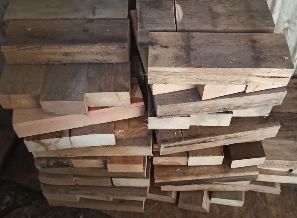 Продаю дрова в мешках круглосуточно