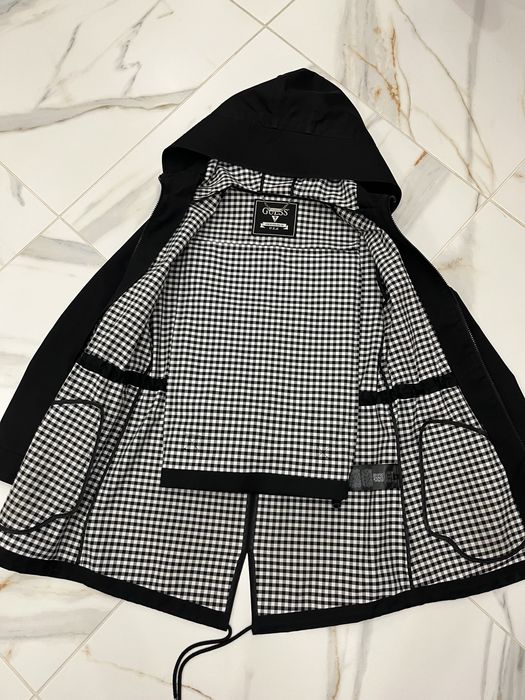 Guess пролетно/есенно яке