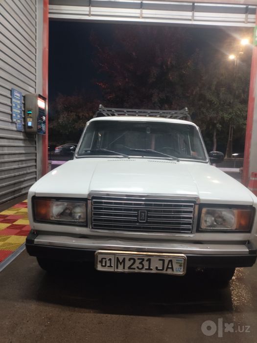 Vaz 2104 sotiladi