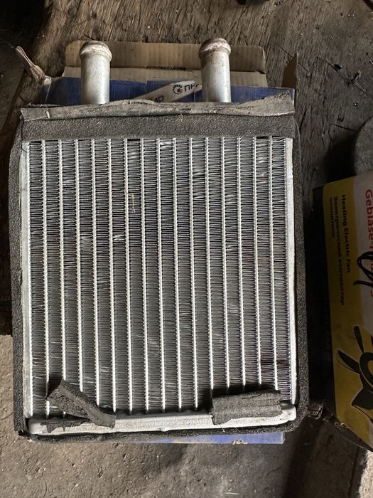 Радиатор приора.