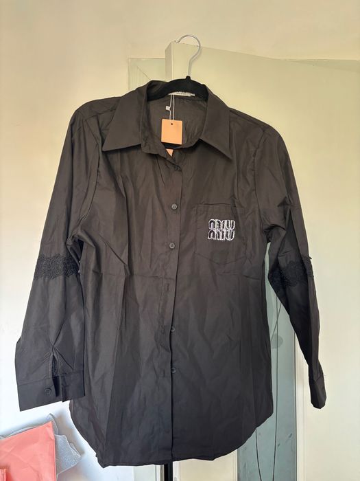 Cămașa Miu Miu….