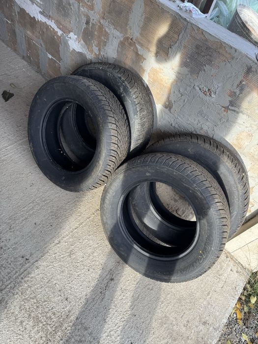 Set anvelope iarna+ anvelope vara