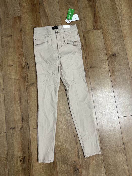 Дамски панталон MOHITO M размер НОВ