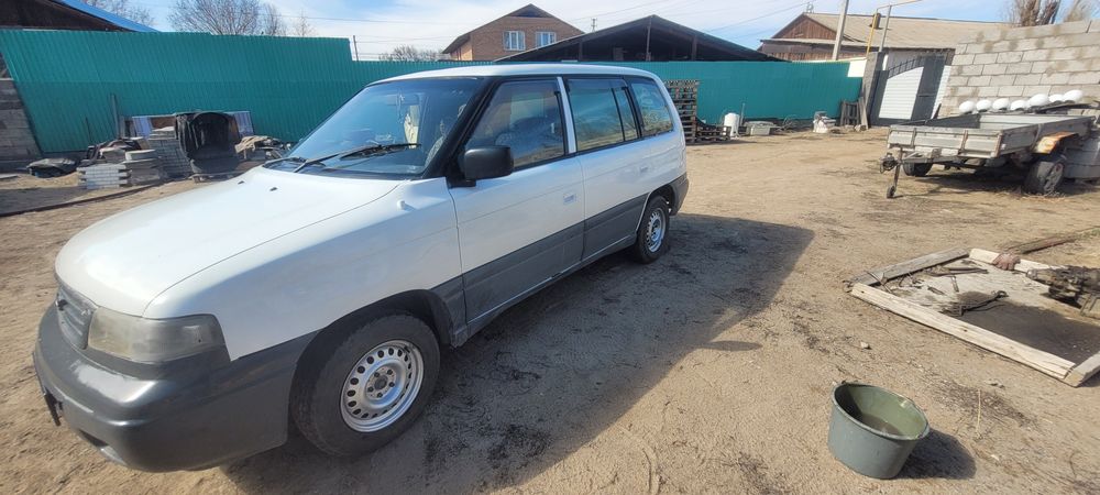 Продам Мазду MPV