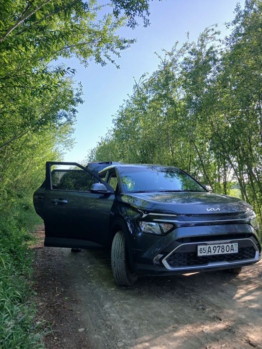Kia carens 1 pozitsiya