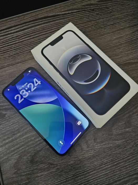 Продам iPhon 16 E