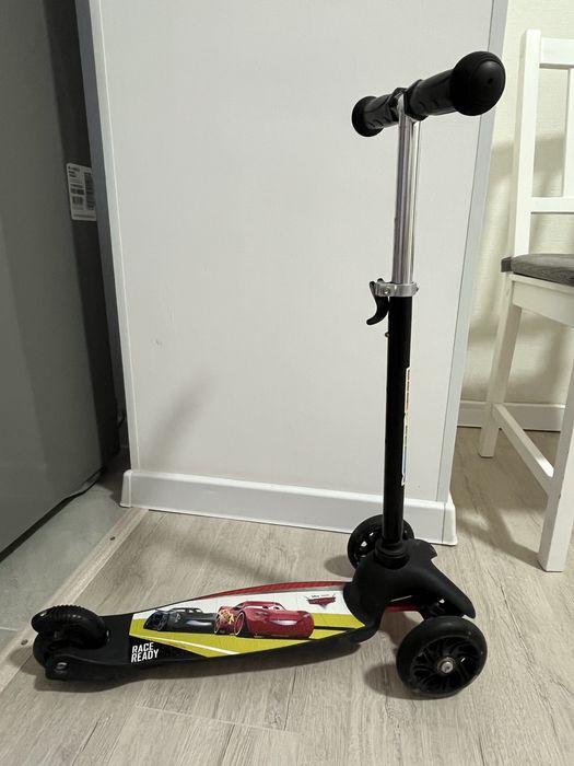 Самокат на возраст 3-5 лет