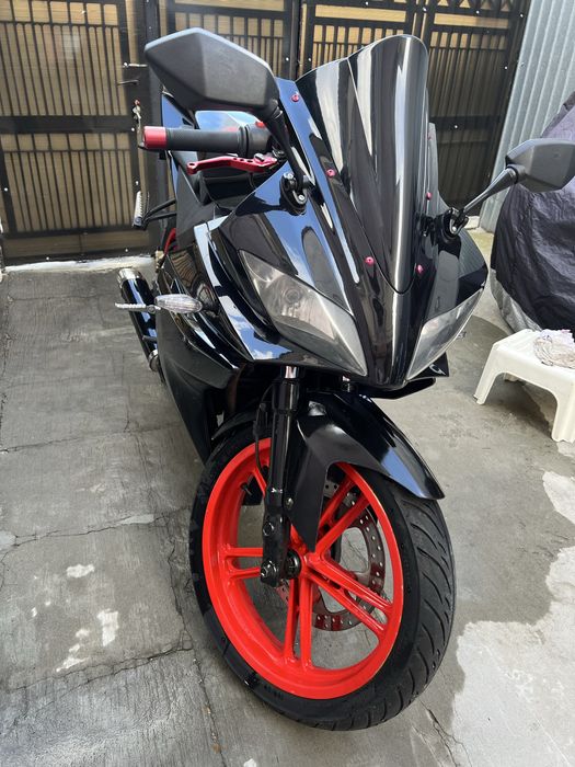 Yamaha YZF R125