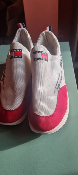 Tommy Hilfiger спортни обувки,  сникърси